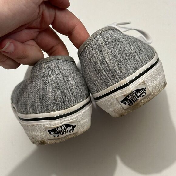 VANS Gray Canvas Shoes Lace Up Flats Skate Sneakers Womens Size 7 EU 37 - Picture 2 of 6